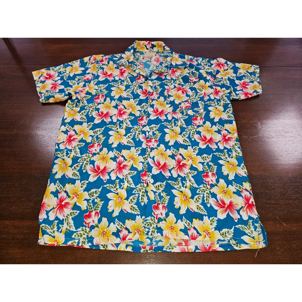 Waikiki Creations Hibiscus Floral Button Luau Hawaiian‎ shirt Size Med